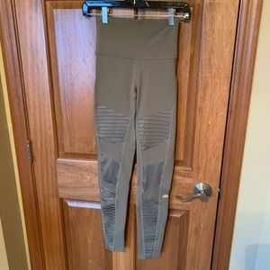 Like new Alo Yoga Moto Legging - olive green